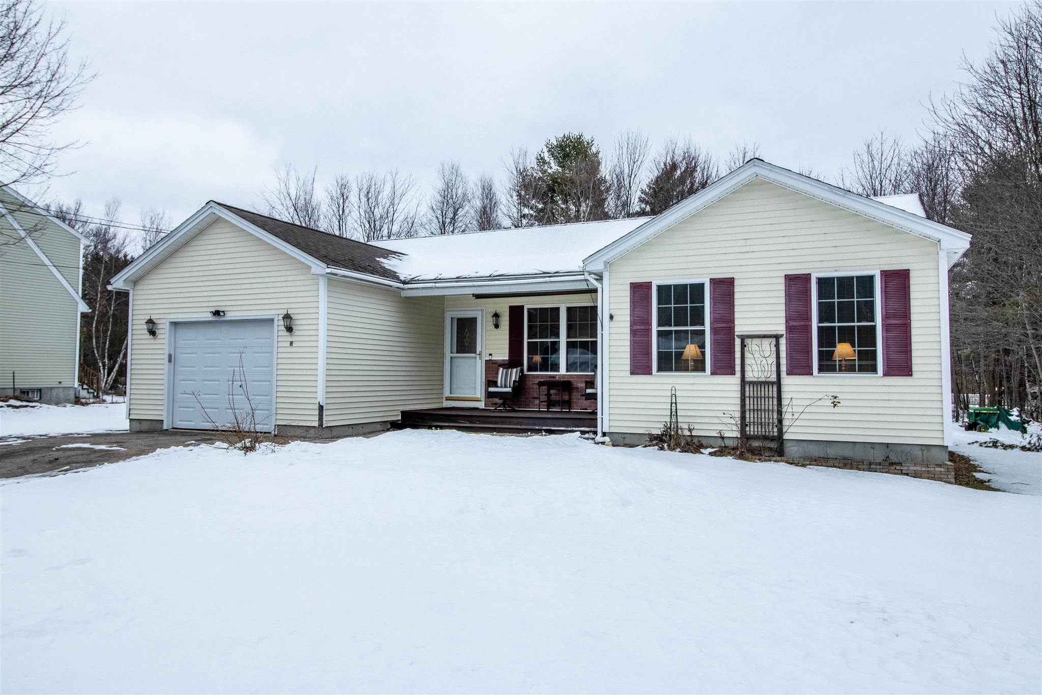 Wakefield, Nh Active Listings LAER Realty Partners