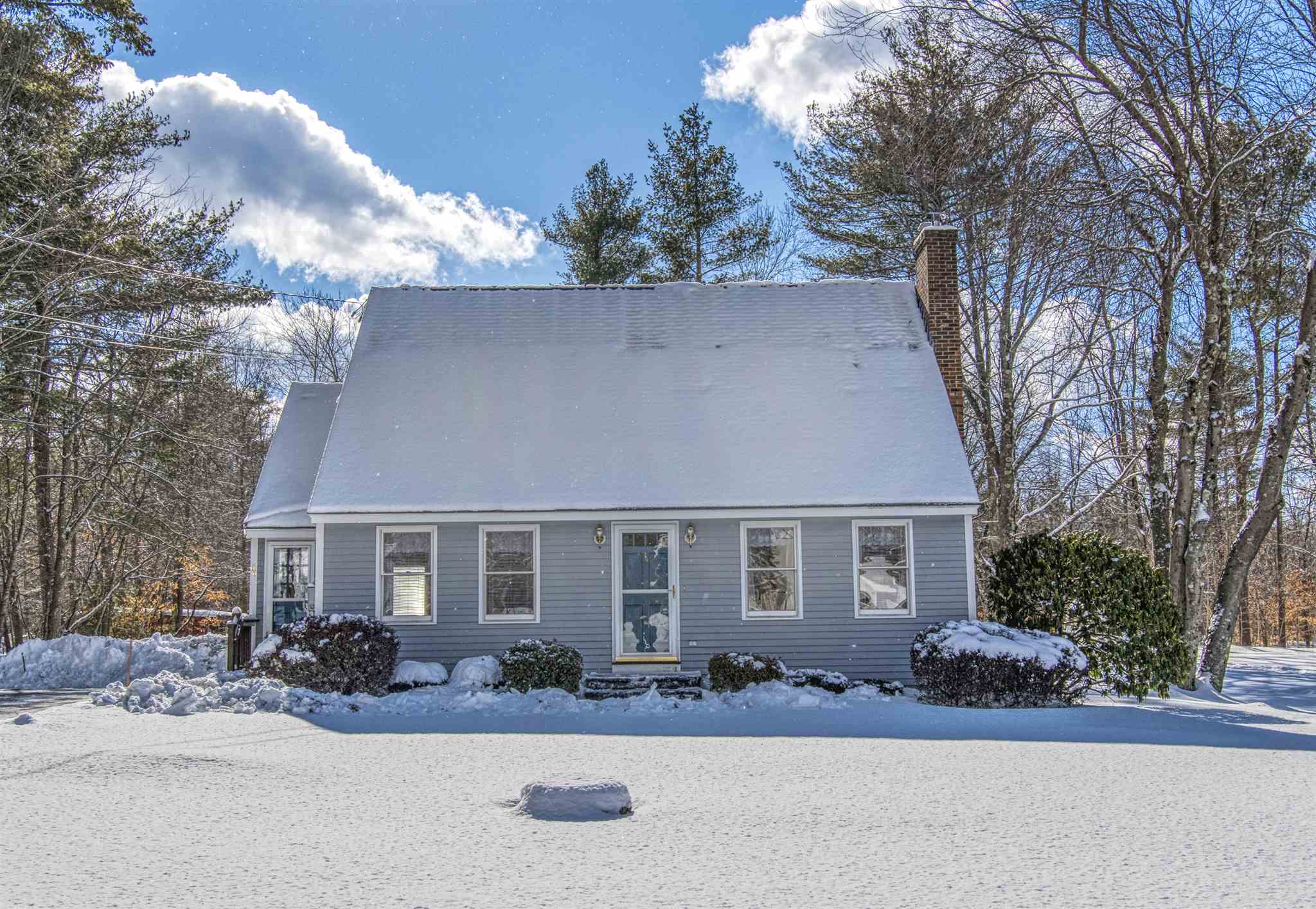 66 Long Hill Road Dover, NH Photo