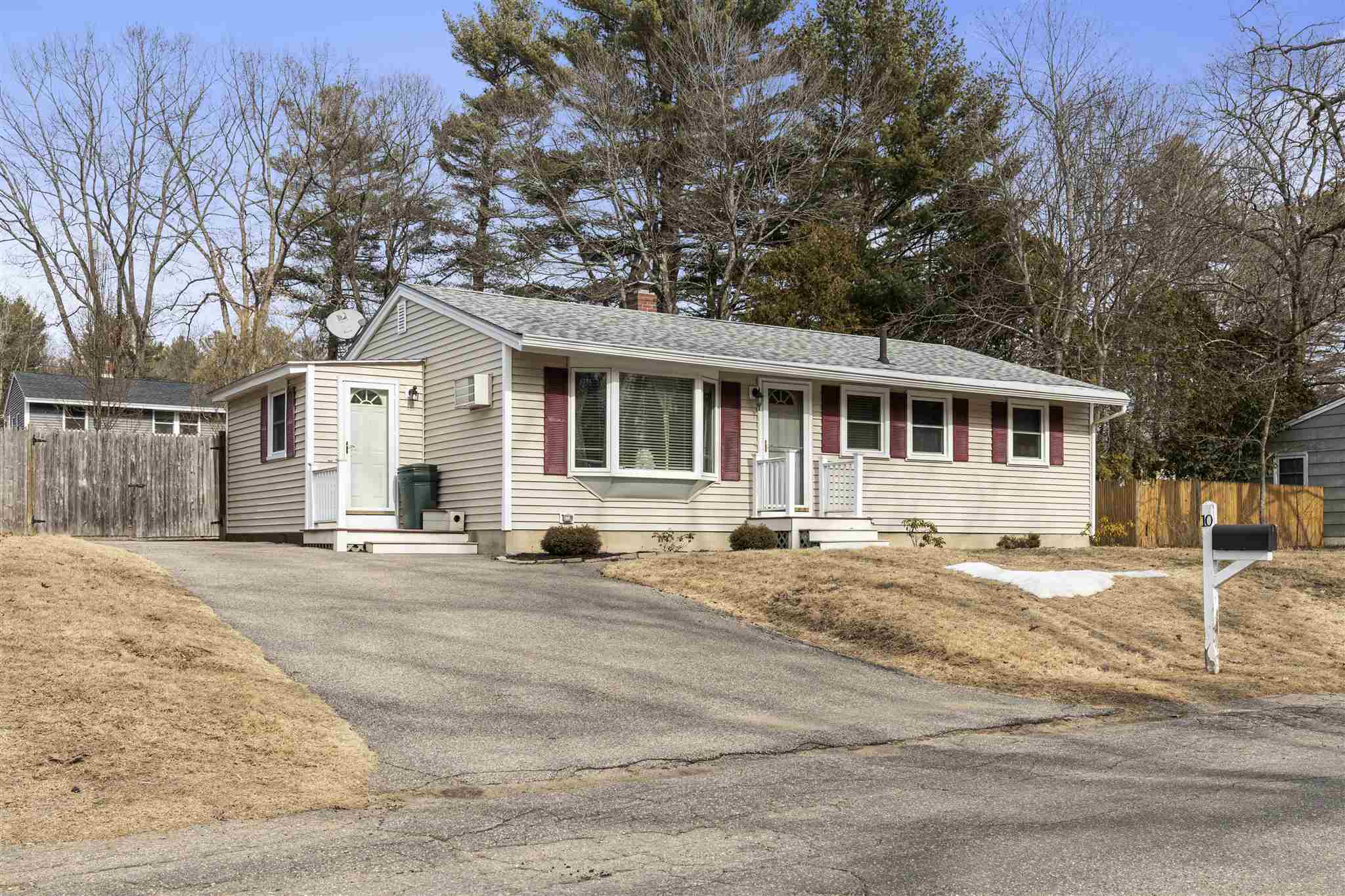 10 Spruce Drive Dover, NH Photo