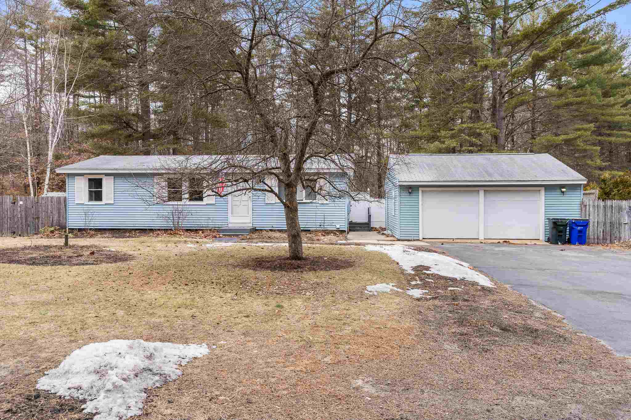 37 Chatel Road Goffstown, NH Photo
