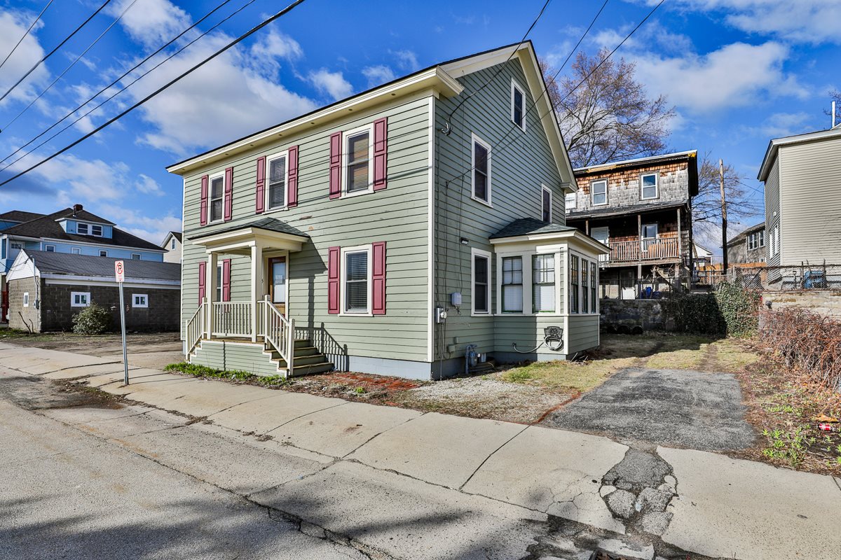 5 Spruce Street Nashua, NH Photo