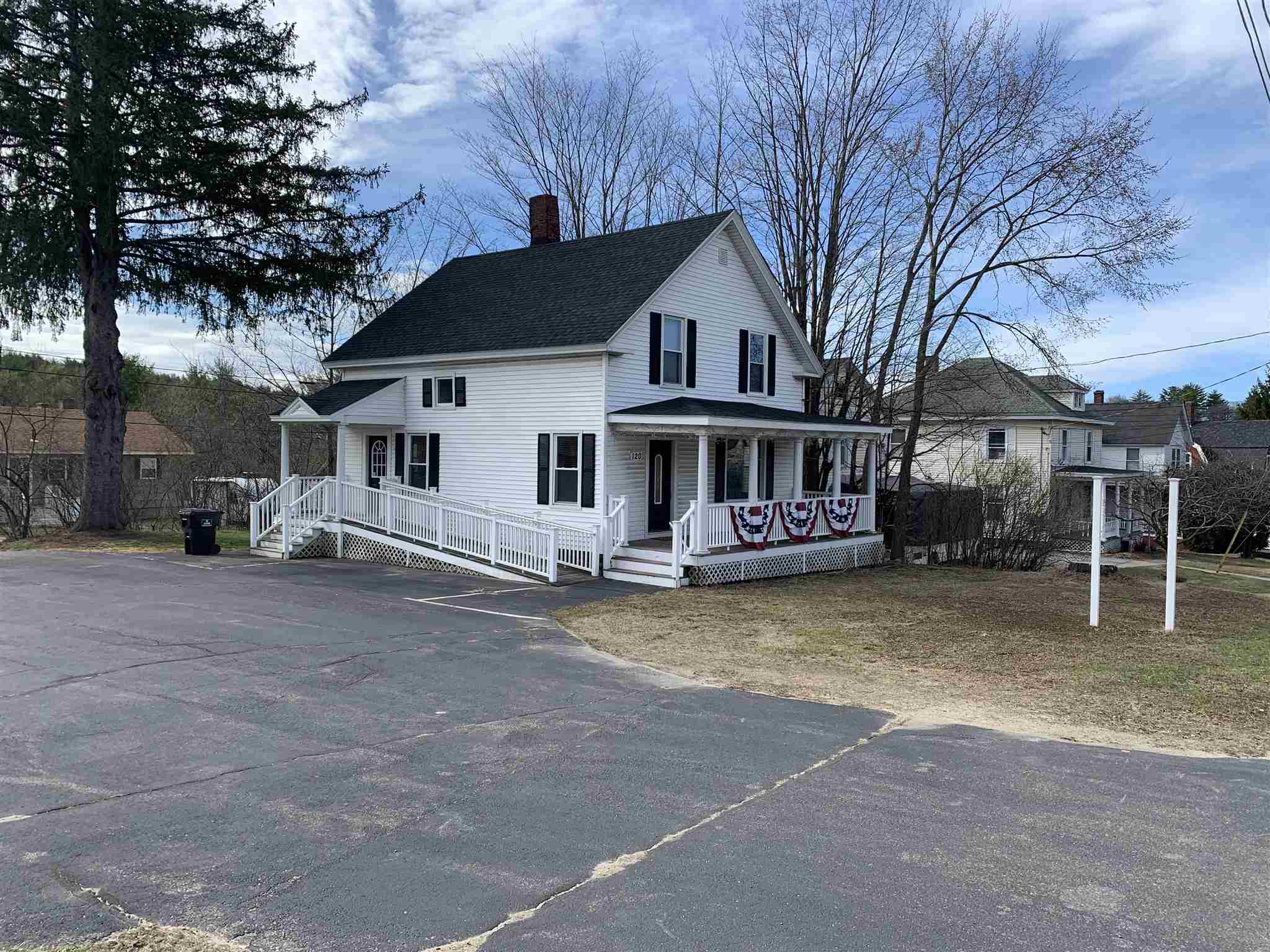 120 E Main Street Tilton, NH Photo