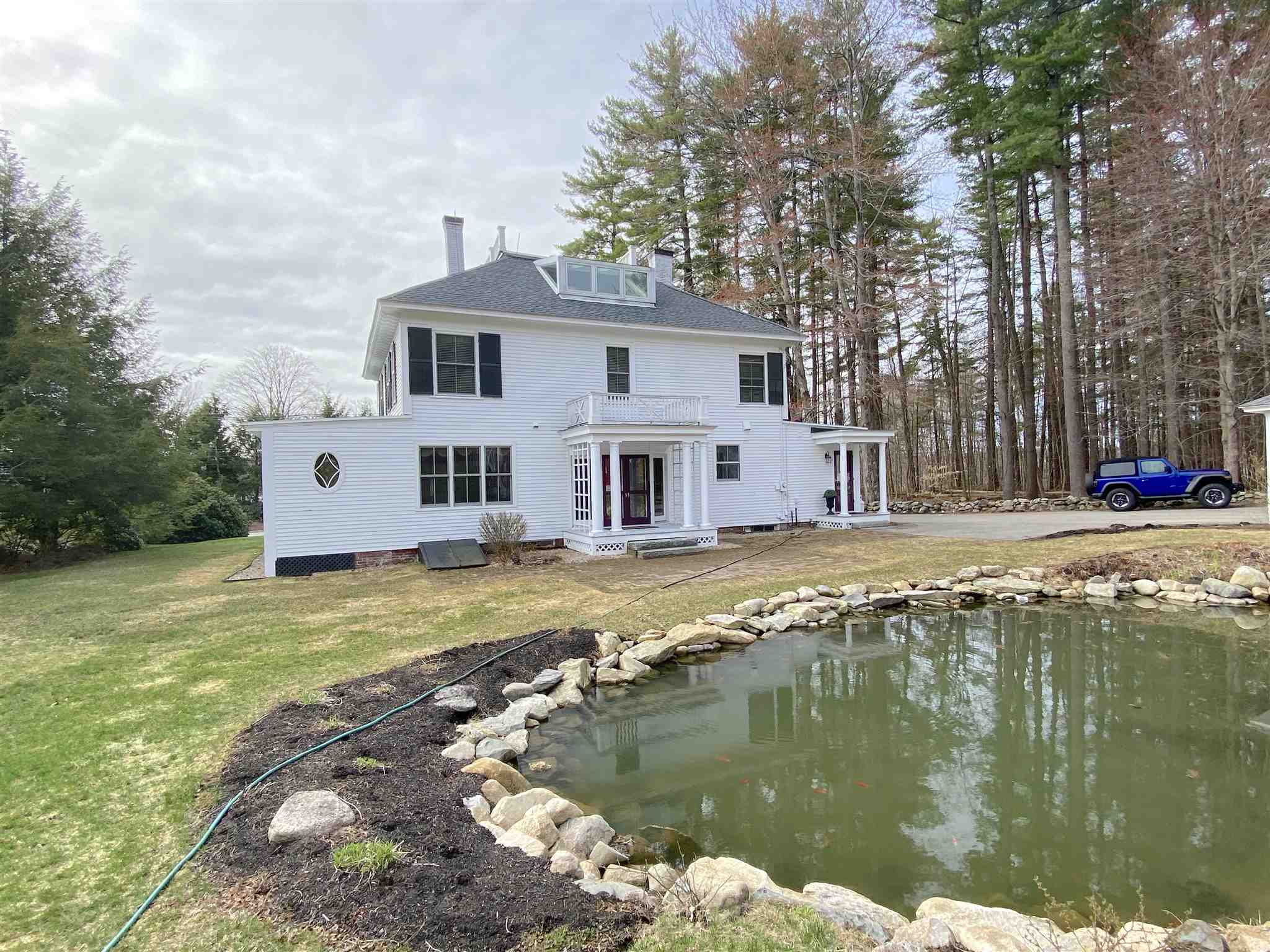 Sold 63 Sewall Road, Wolfeboro, NH 03894 4 Beds / 2 Full Baths / 1 3