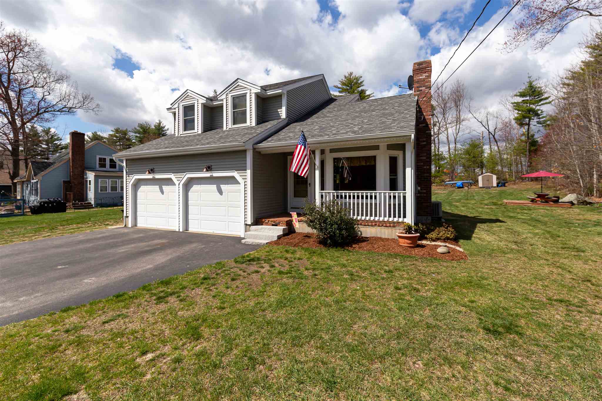 74 Pheasant Lane Manchester, NH Photo