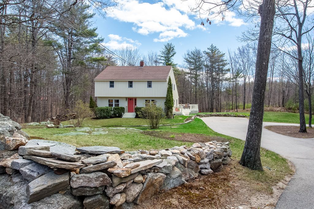 954 Parker Mountain Road Strafford, NH Photo
