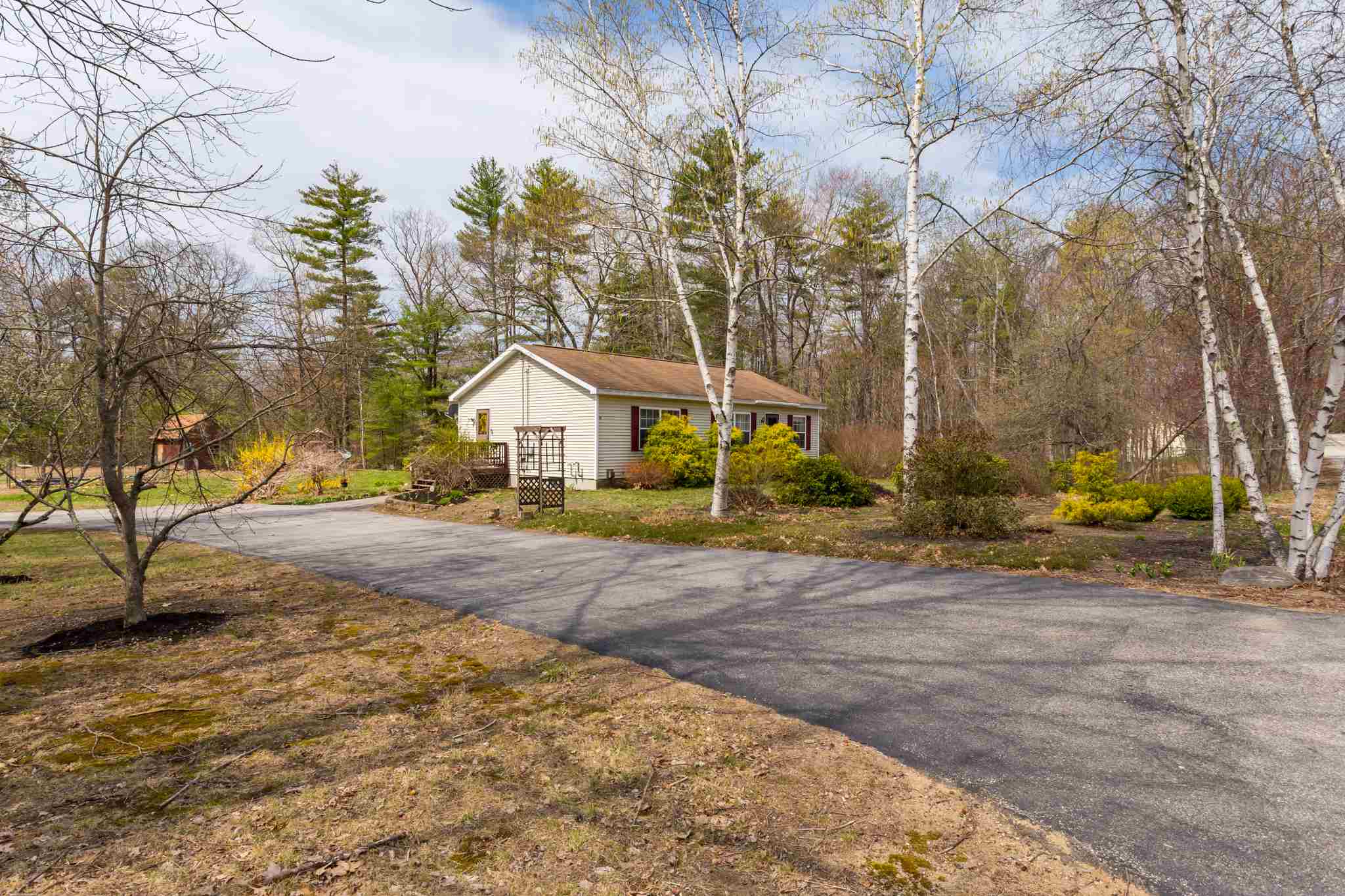 36 Jenness Road Epping, NH Photo