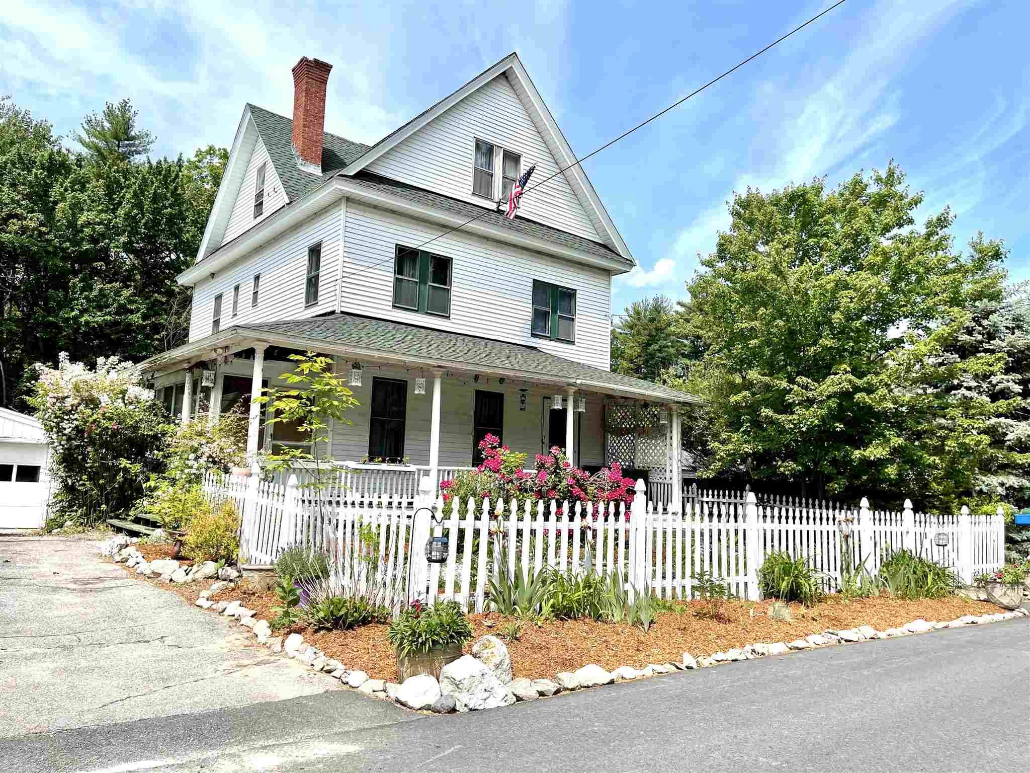 7 Orchard Street Auburn, NH Photo