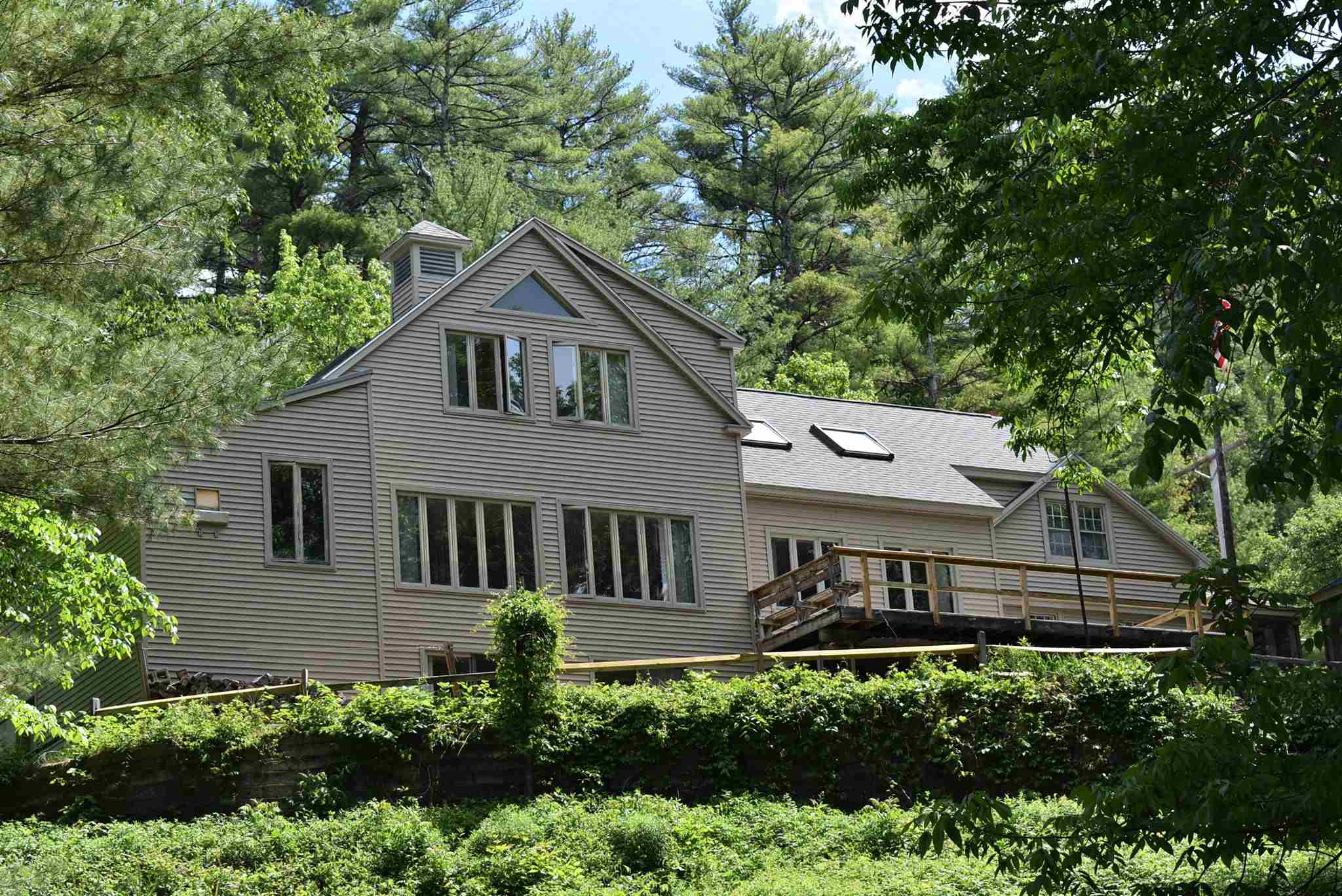 Sold 127 Nh Route 16A, Bartlett, NH 03845 3 Beds / 2 Full Baths / 1