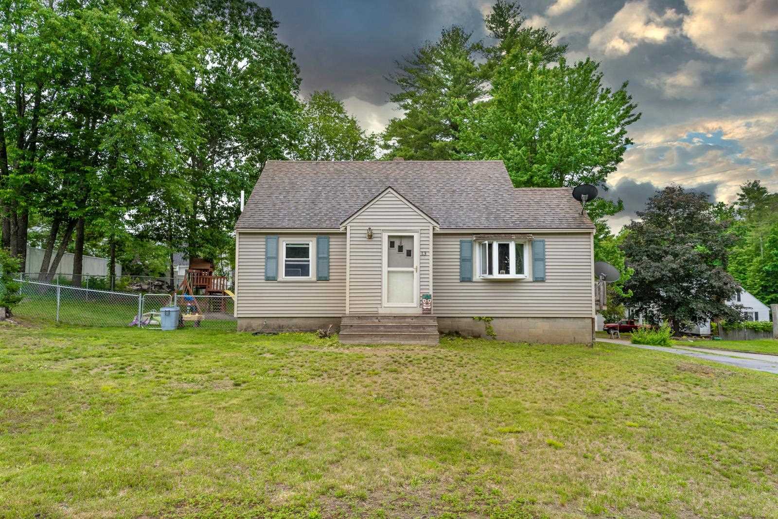 13 Phinney Lane Exeter, NH Photo