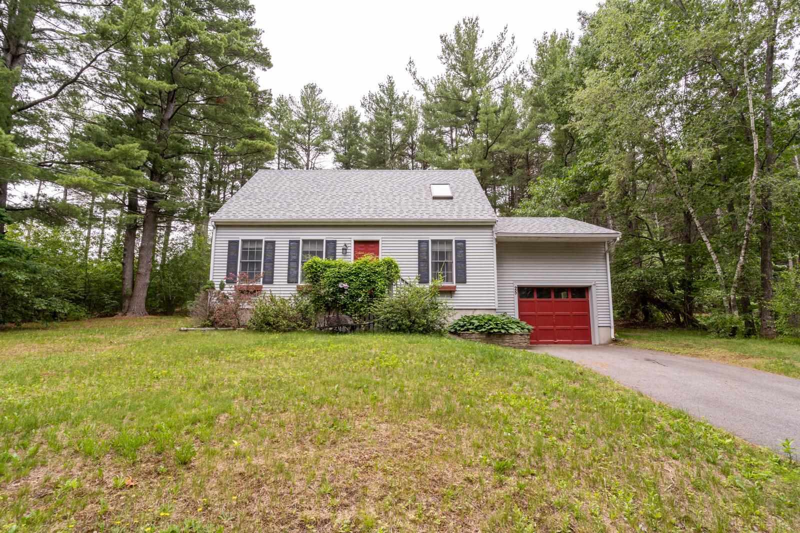 25 Leathers Lane Dover, NH Photo