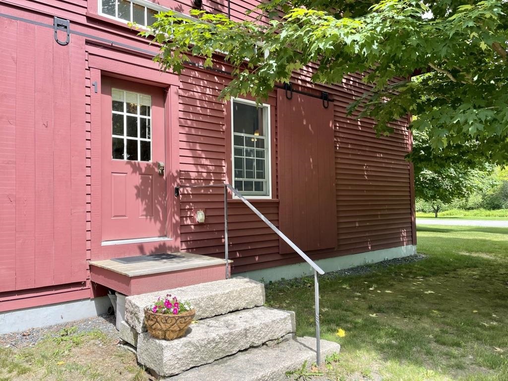 Hanover New Hampshire Condos For Sale page 1