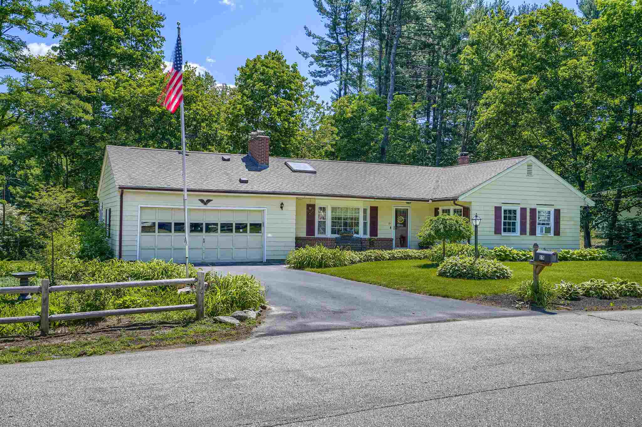 15 Franconia Drive, Nashua, NH 03063 NEREN