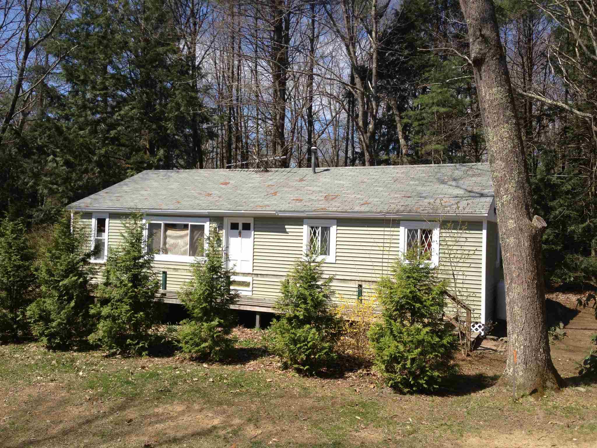 For Sale: 20 Owl Lane, Lee, NH 03861 | 3 Beds / 1 Full ...