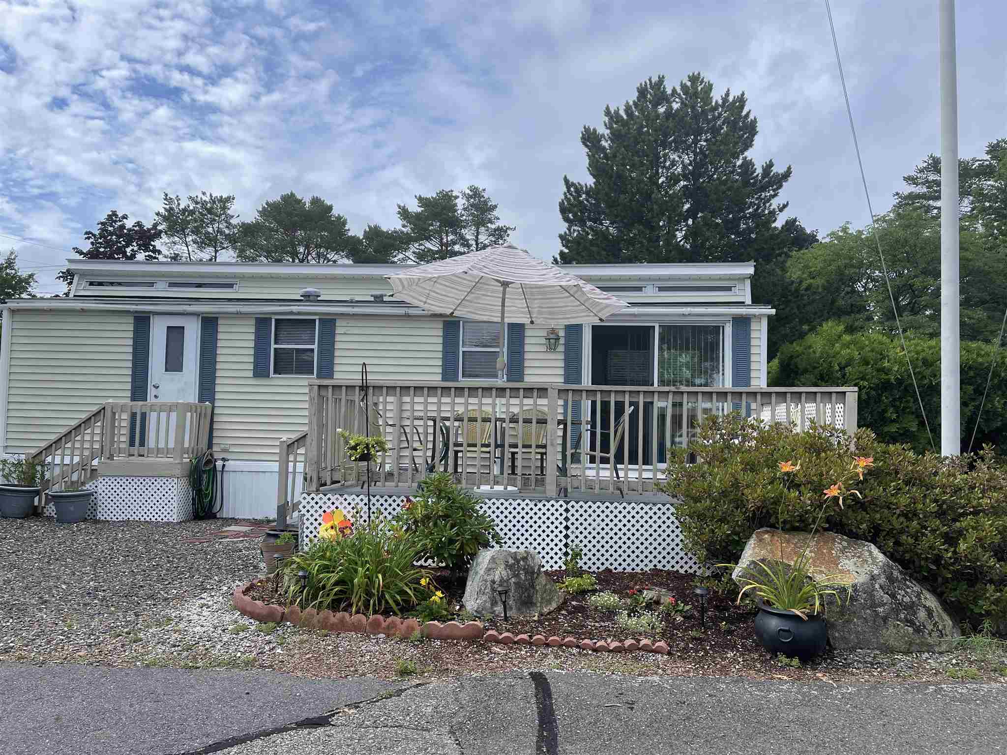 308 State Route 286 102  Seabrook, NH Photo