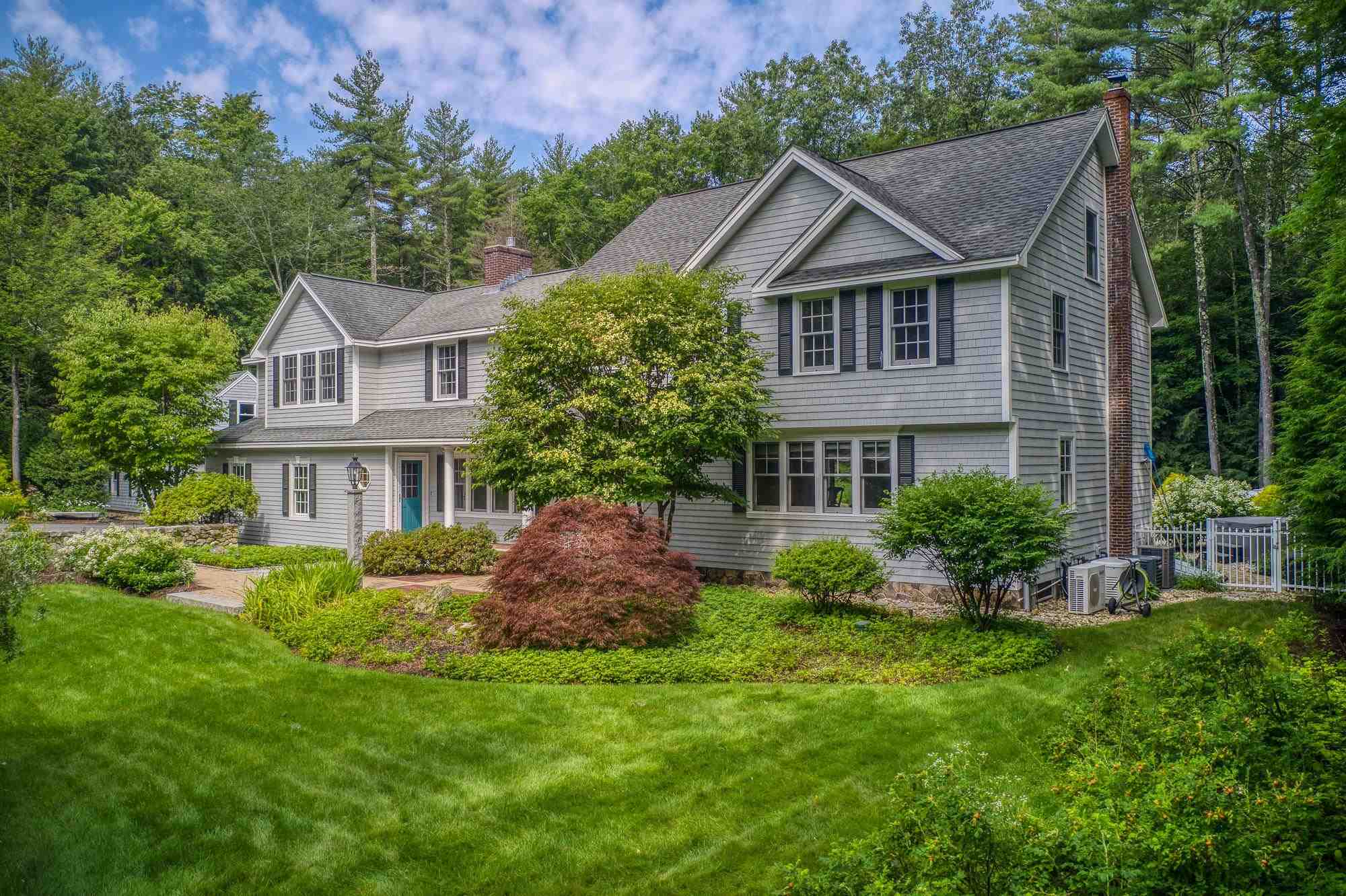 41 STRAWBERRY HILL Road Bedford, NH Photo