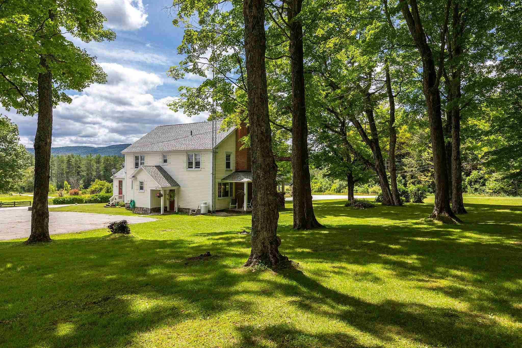 13 Winhall Station Road Londonderry, VT |  Photo