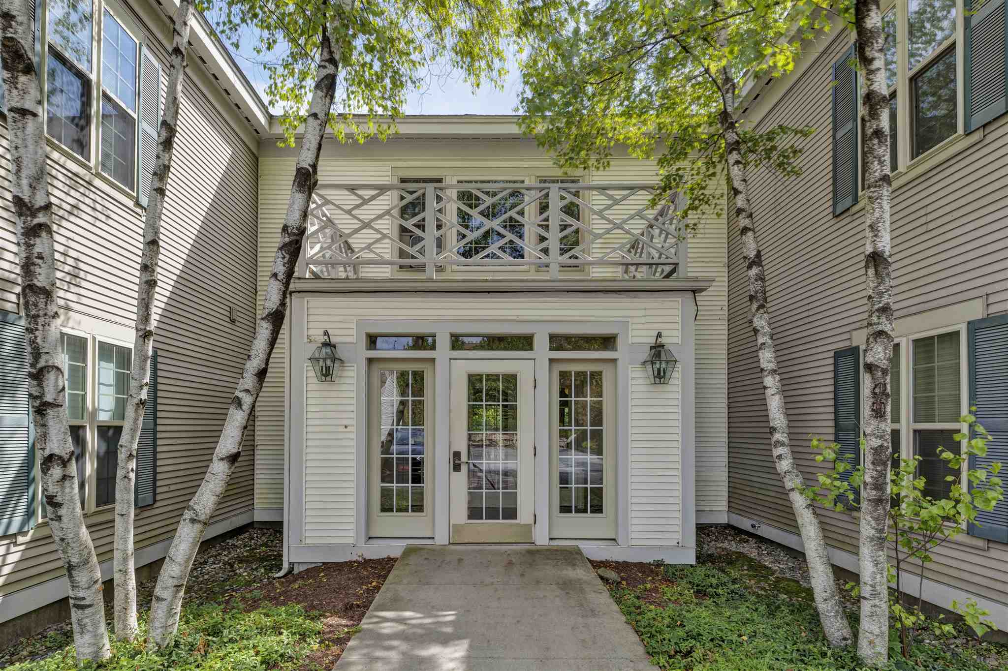 Hanover New Hampshire Condos For Sale page 1