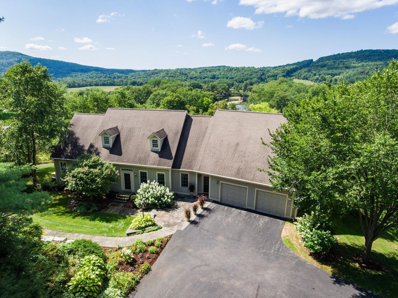 12 BRADLEY BOW ROAD, Jericho, VT 05465 PrimeMLS