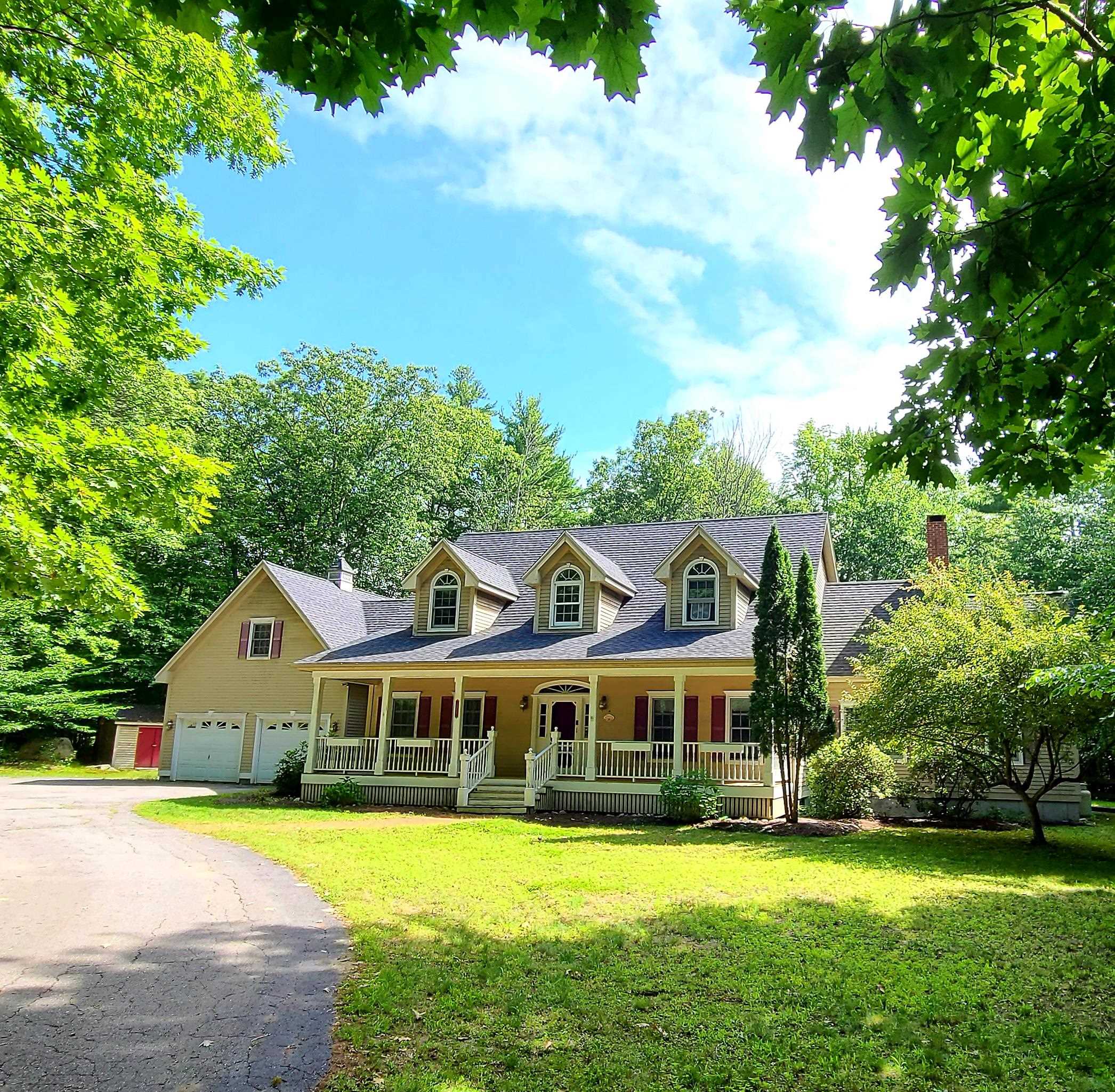 Lake Winnipesaukee waterfront homes in Wolfeboro, NH Wolfeboro NH