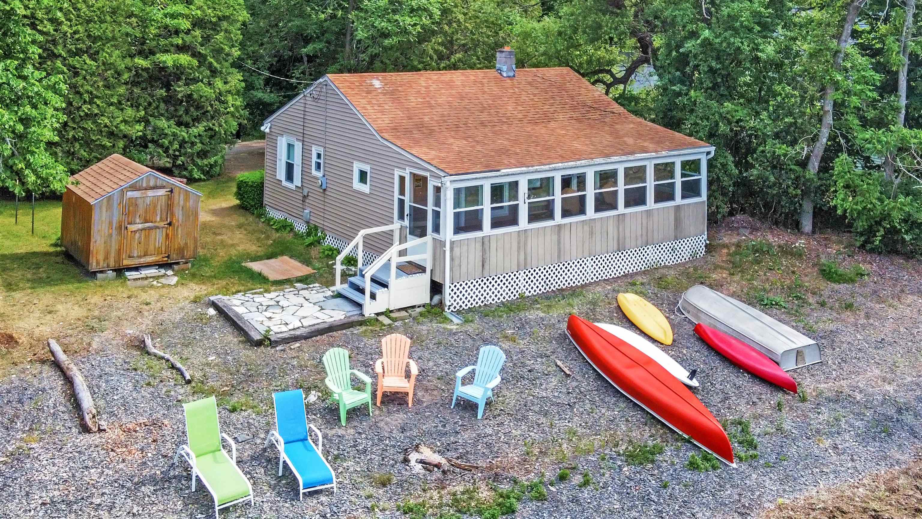 Lakefront Homes for Sale in Vermont