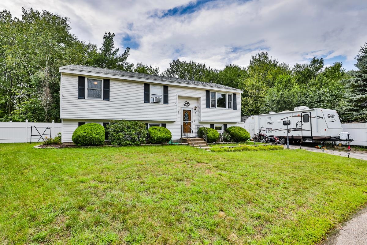 6 Chicory Court Concord, NH Photo
