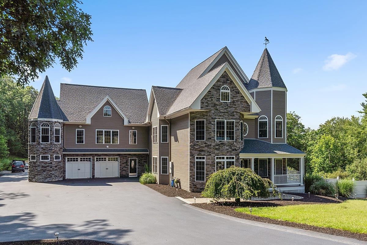 10 Woodland Drive, Hudson, NH 03051 NEREN
