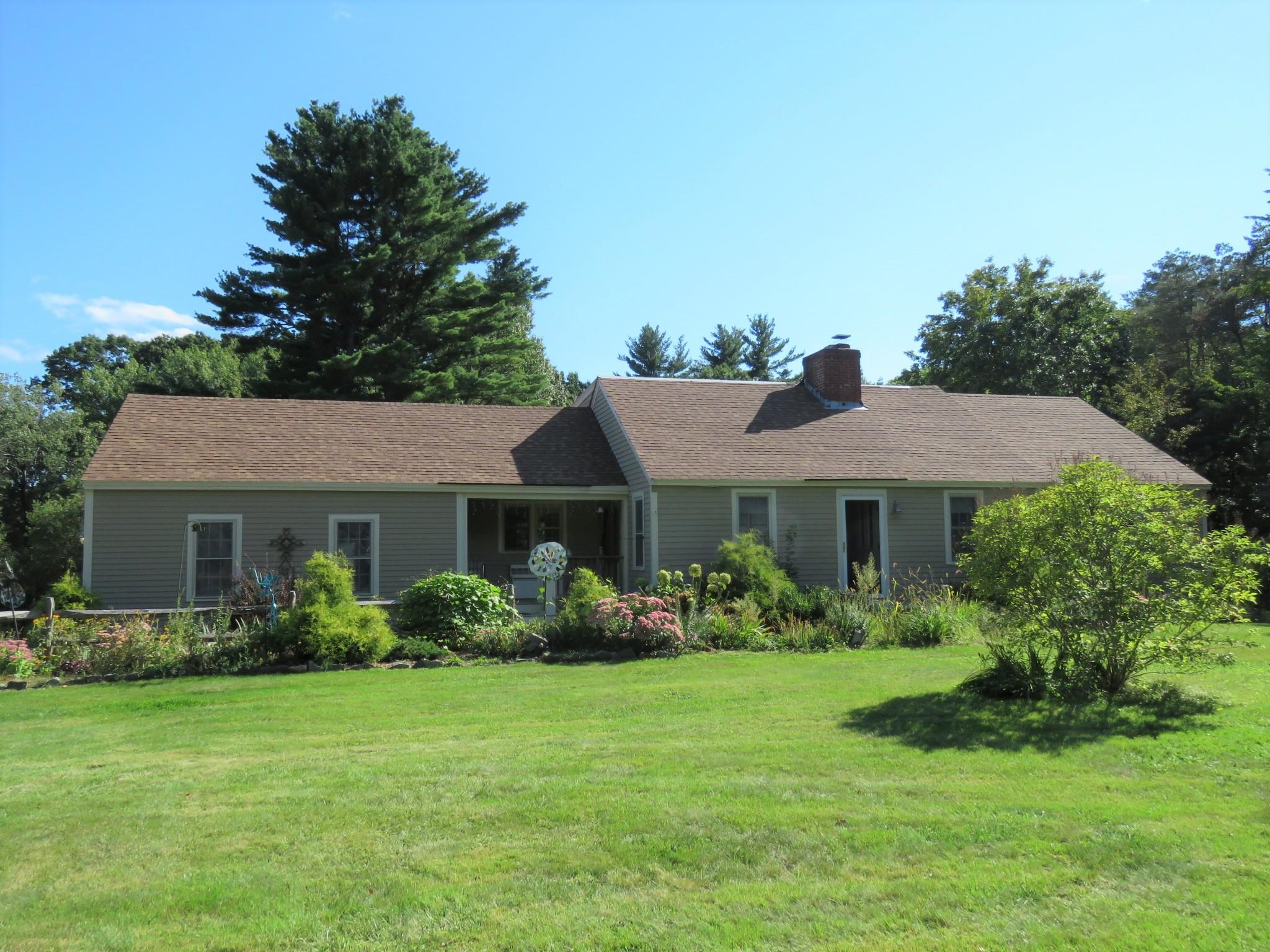 426 Middle Road, Brentwood, NH 03833 NEREN