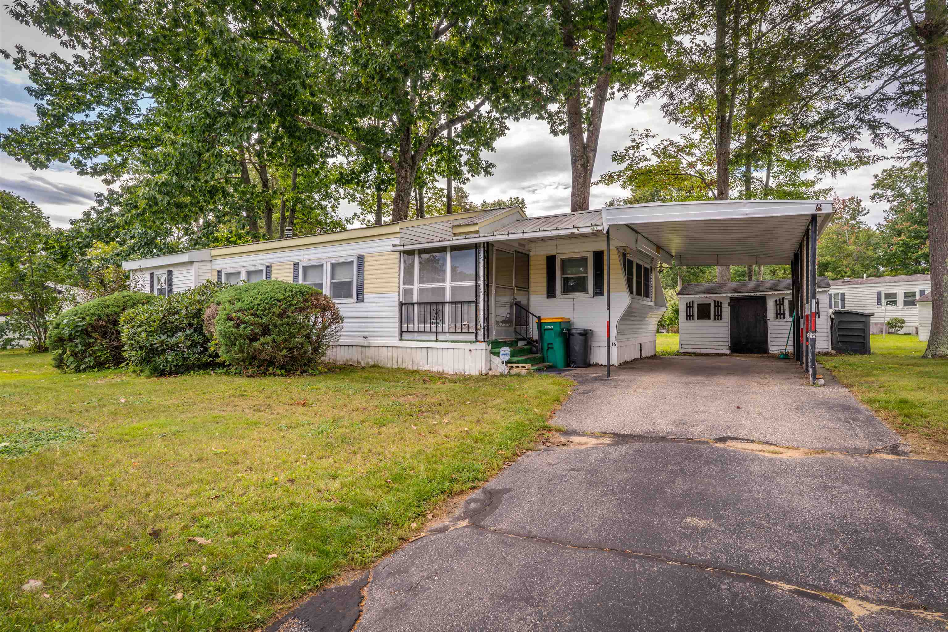 16 South Dewberry Lane, Rochester, NH 03867