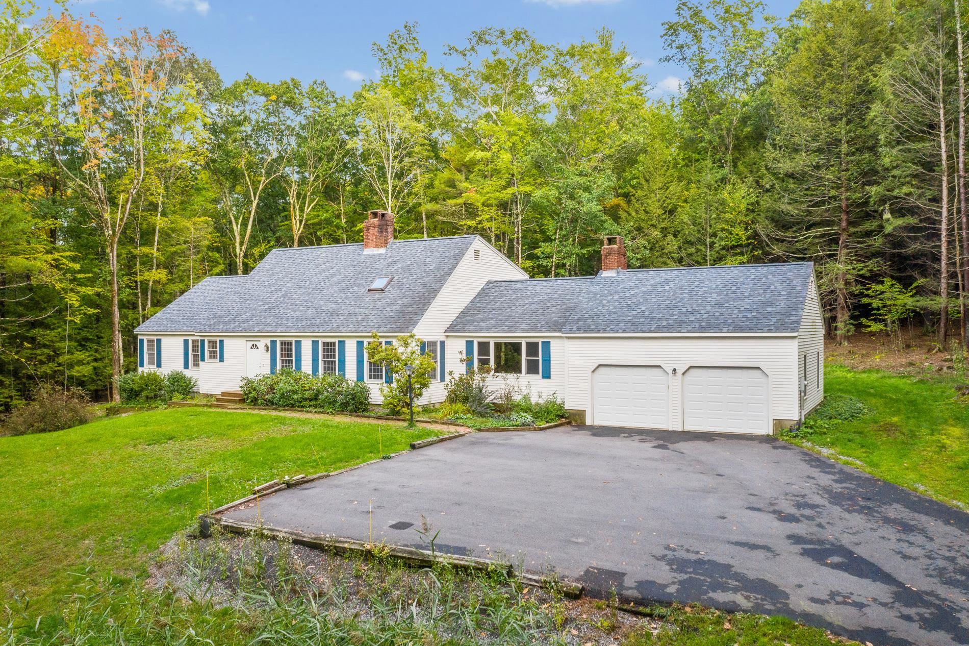 13 Winterberry Drive Amherst, NH Photo