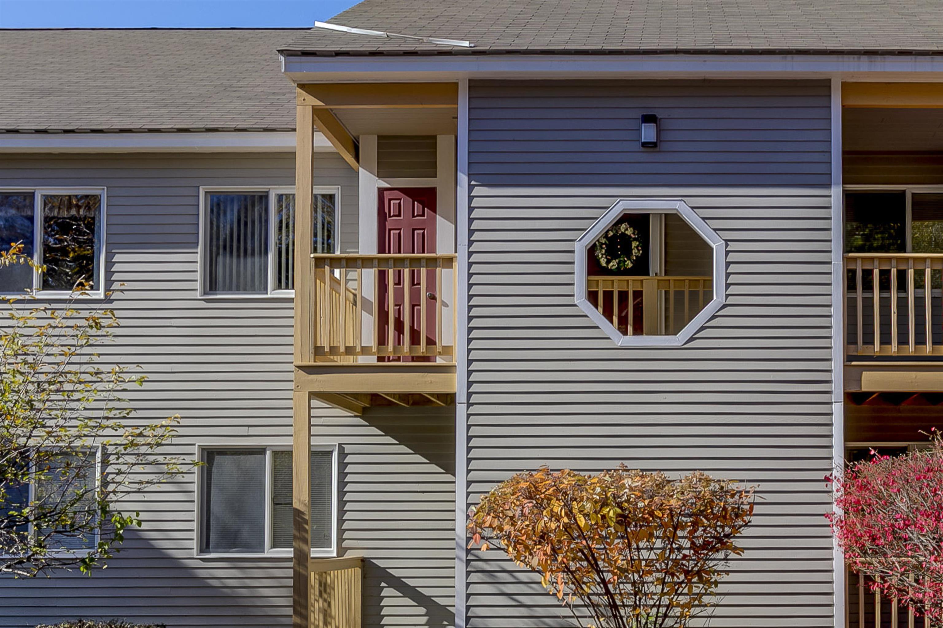 Sold 22 Northbrook Circle, Unit 7, Conway, NH 03860 3 Beds / 2 Full