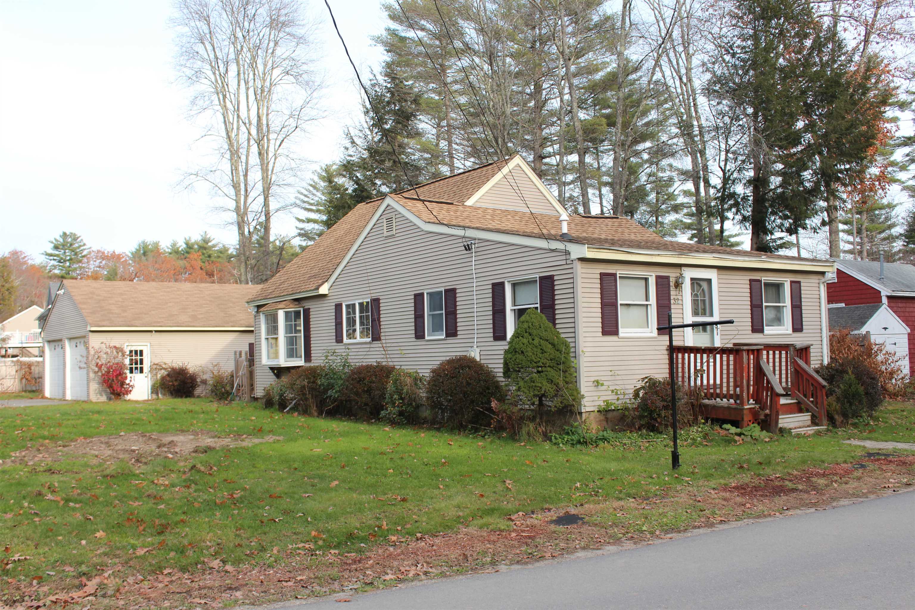 32 Collettes Grove Road Derry, NH Photo