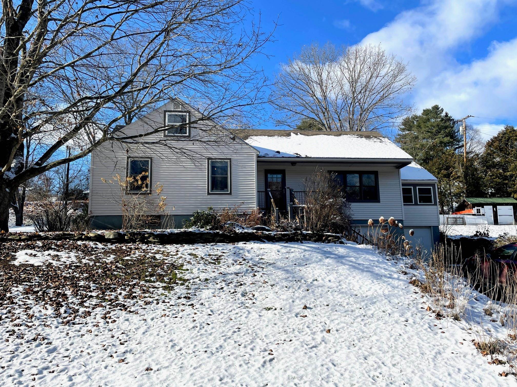 VILLAGE OF WILDER IN TOWN OF HARTFORD VT Homes for sale
