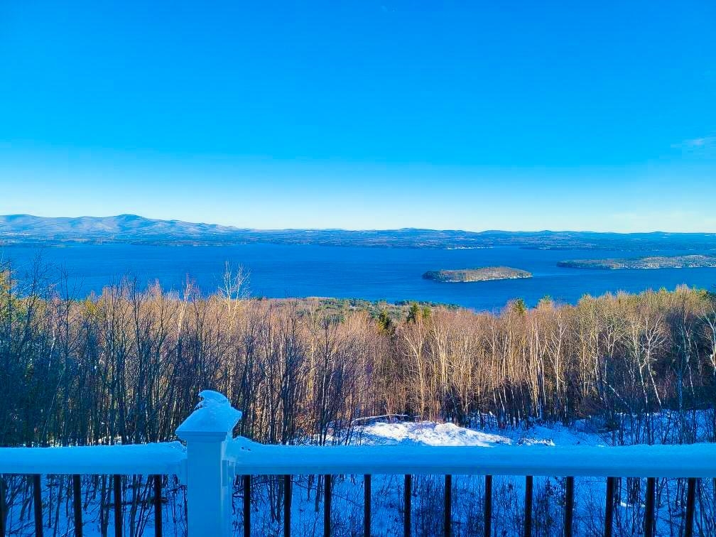 GILFORD NH Home for sale $$899,999 | $362 per sq.ft.