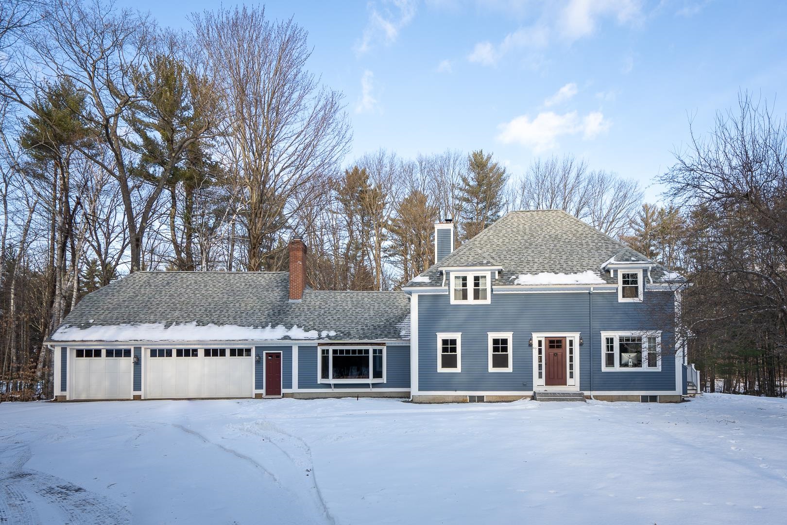 GILFORD NH Home for sale $$995,000 | $391 per sq.ft.