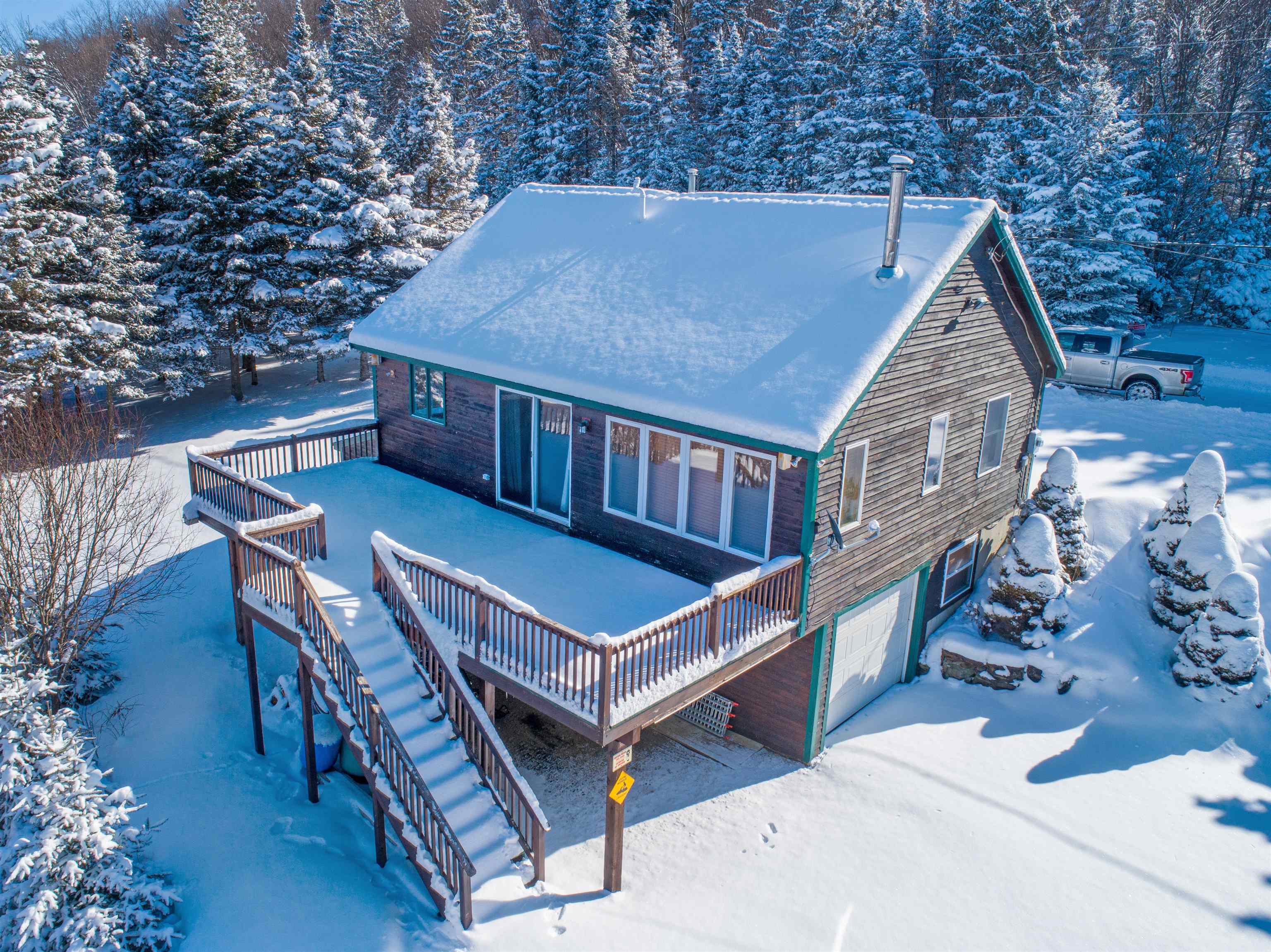 117 Daniel Beard Road, Pittsburg, NH 03592 NEREN