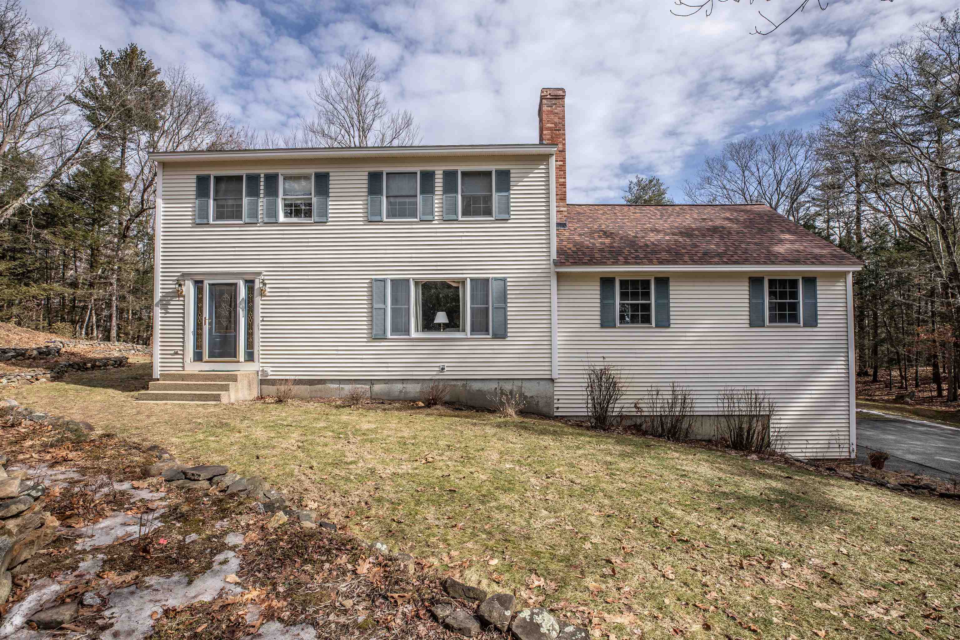 26 Eagles Nest Road Goffstown, NH Photo