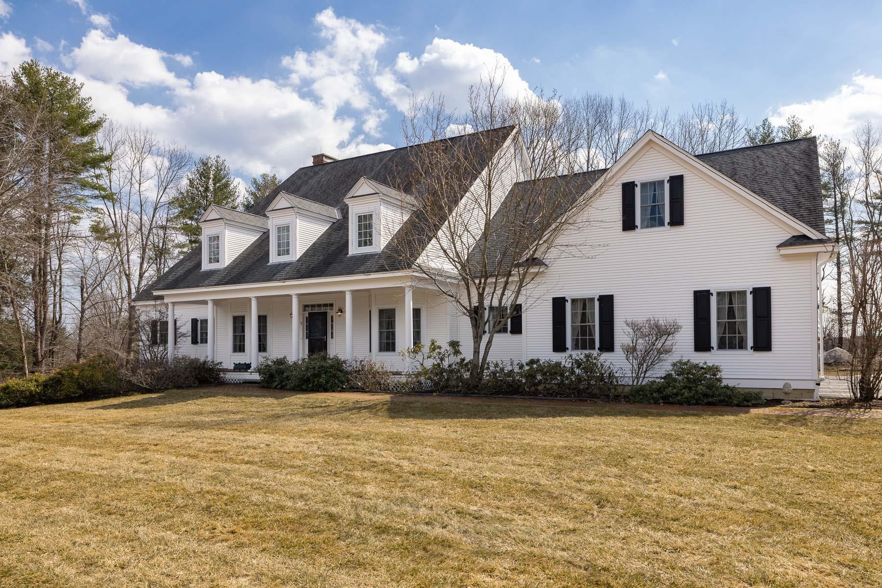 Photo of 8 Buckskin Lane North Hampton NH 03862