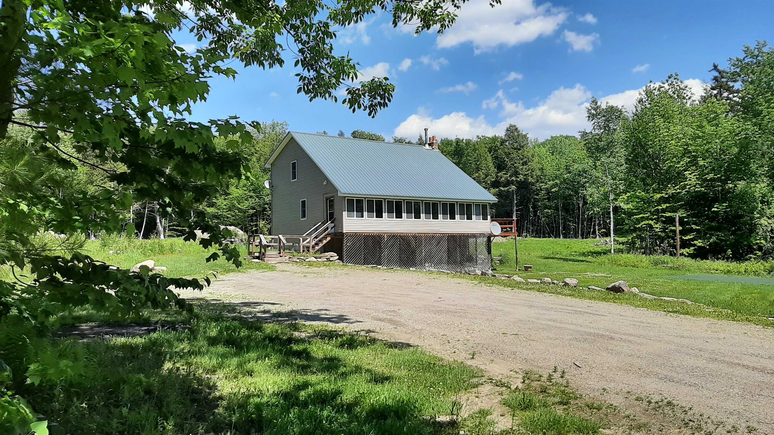 Cavendish Real Estate 536 Old County Road VT 05142 429,000