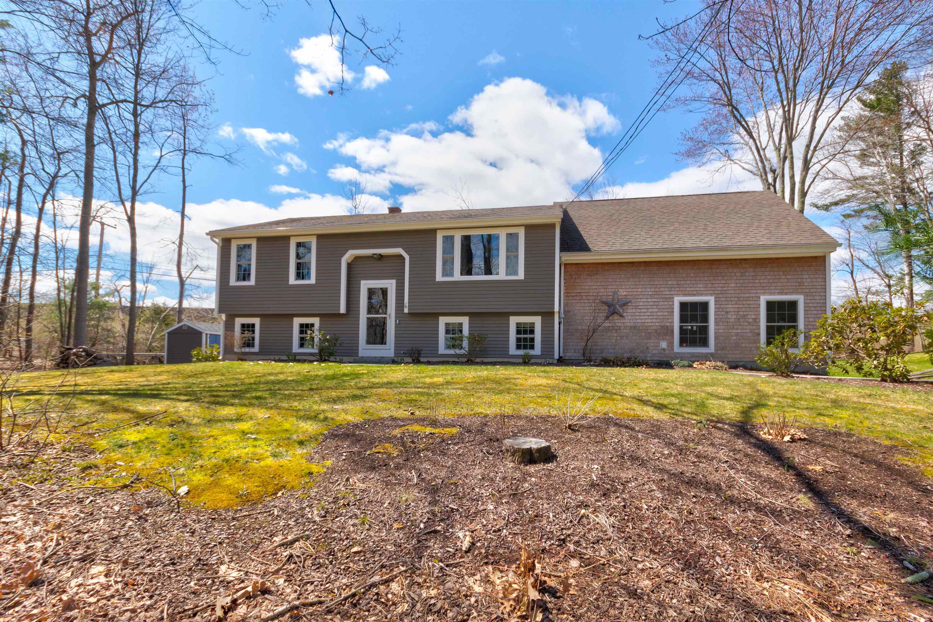 6 Stanorm Drive Newmarket, NH Photo