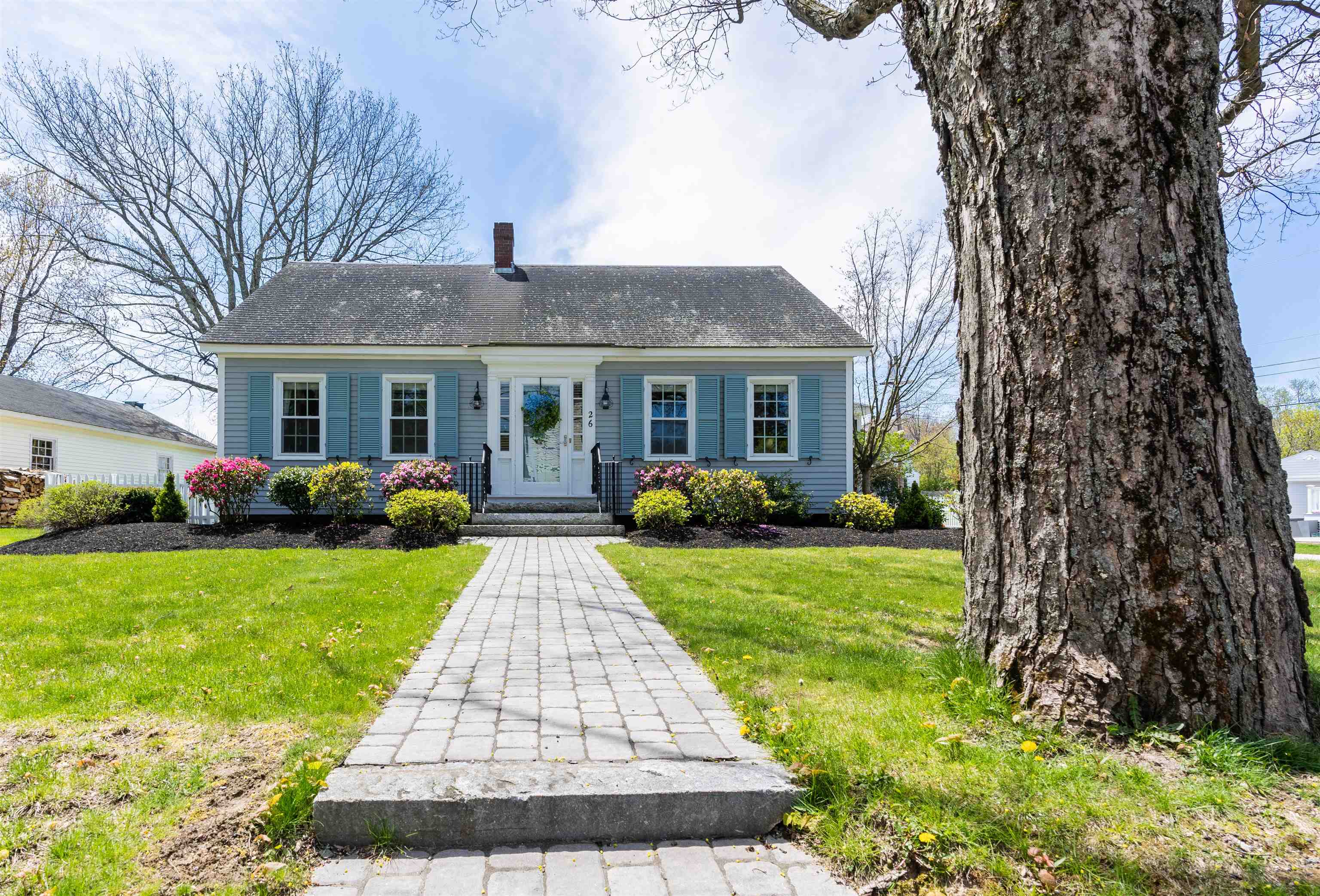26 Epping Road Exeter, NH Photo
