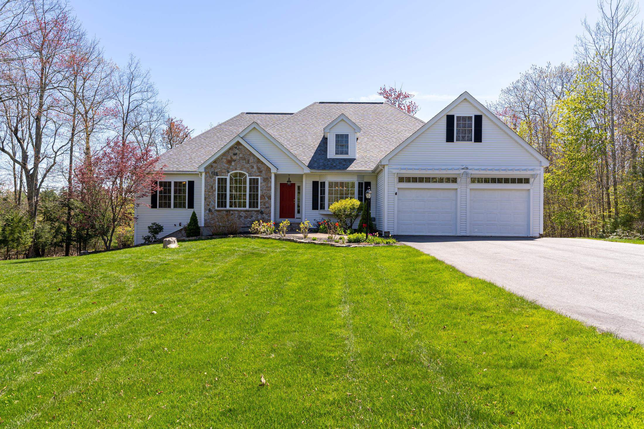 12 Homestead Lane, Brentwood, NH 03833 NEREN