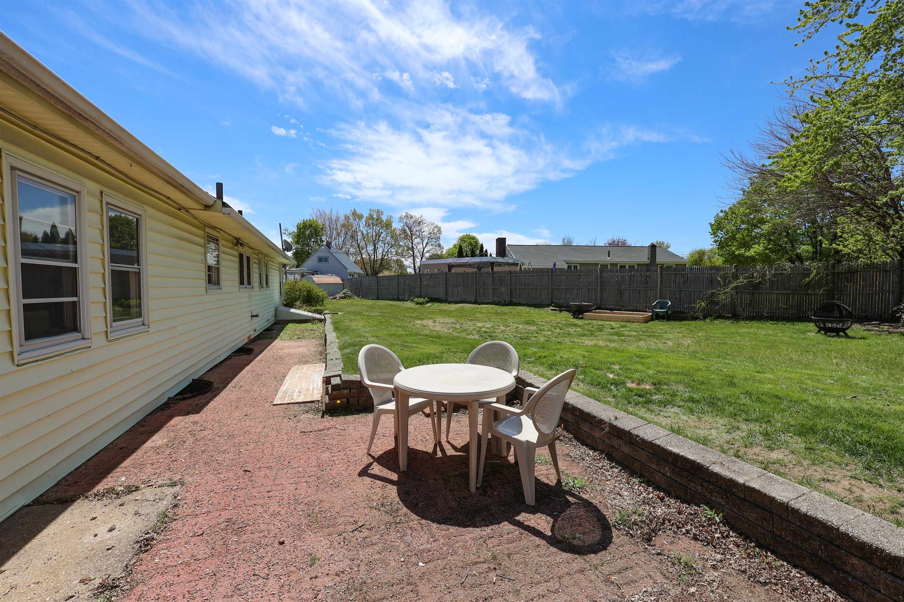 189 Knollwood Avenue