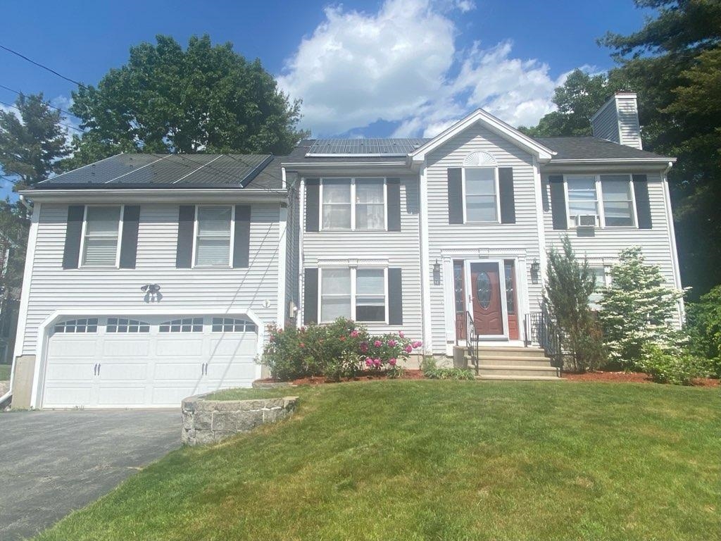 156 Westwind Drive Manchester, NH Photo