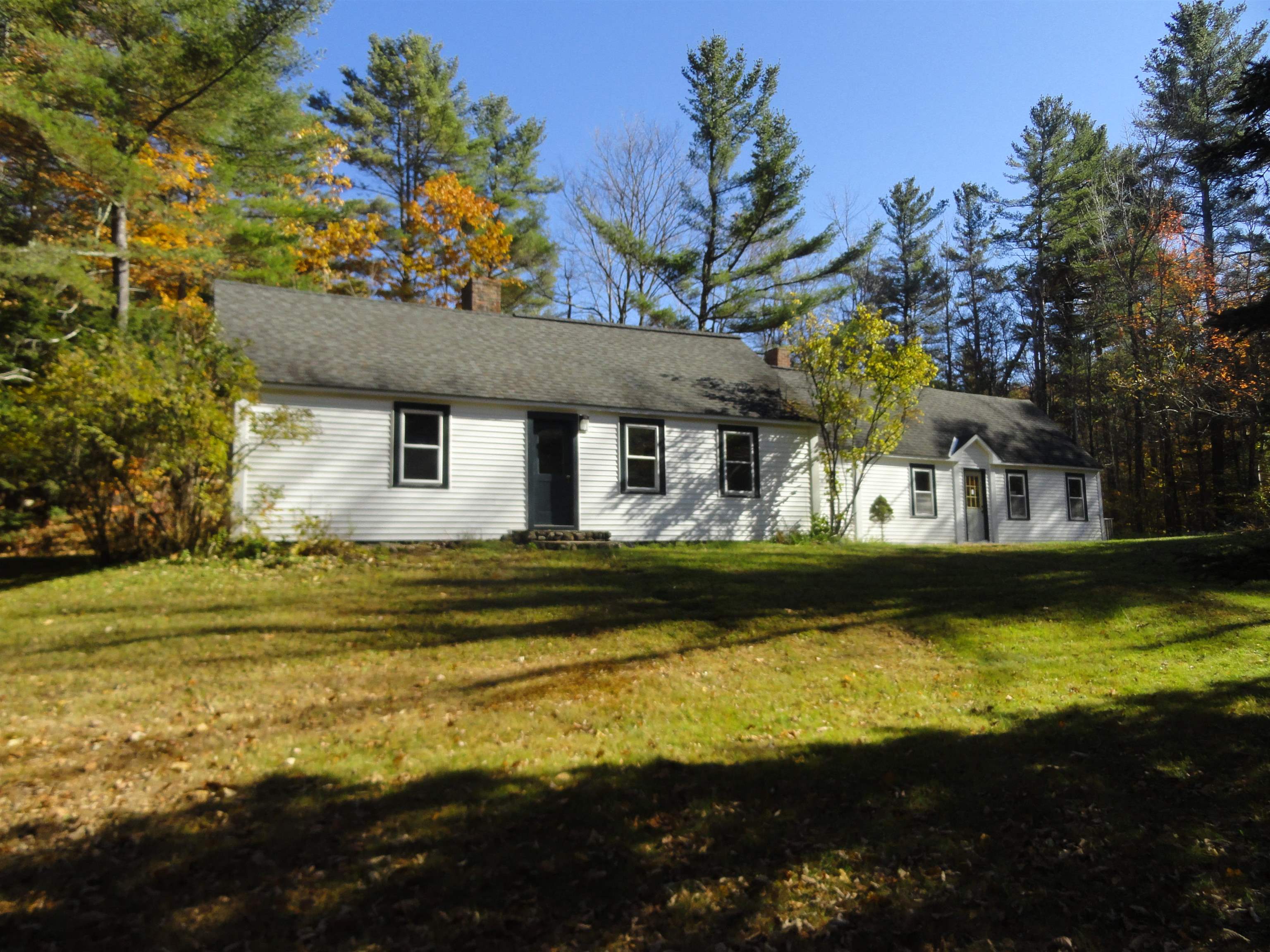 Sunapee NH 03782 Home for sale $List Price is $499,000