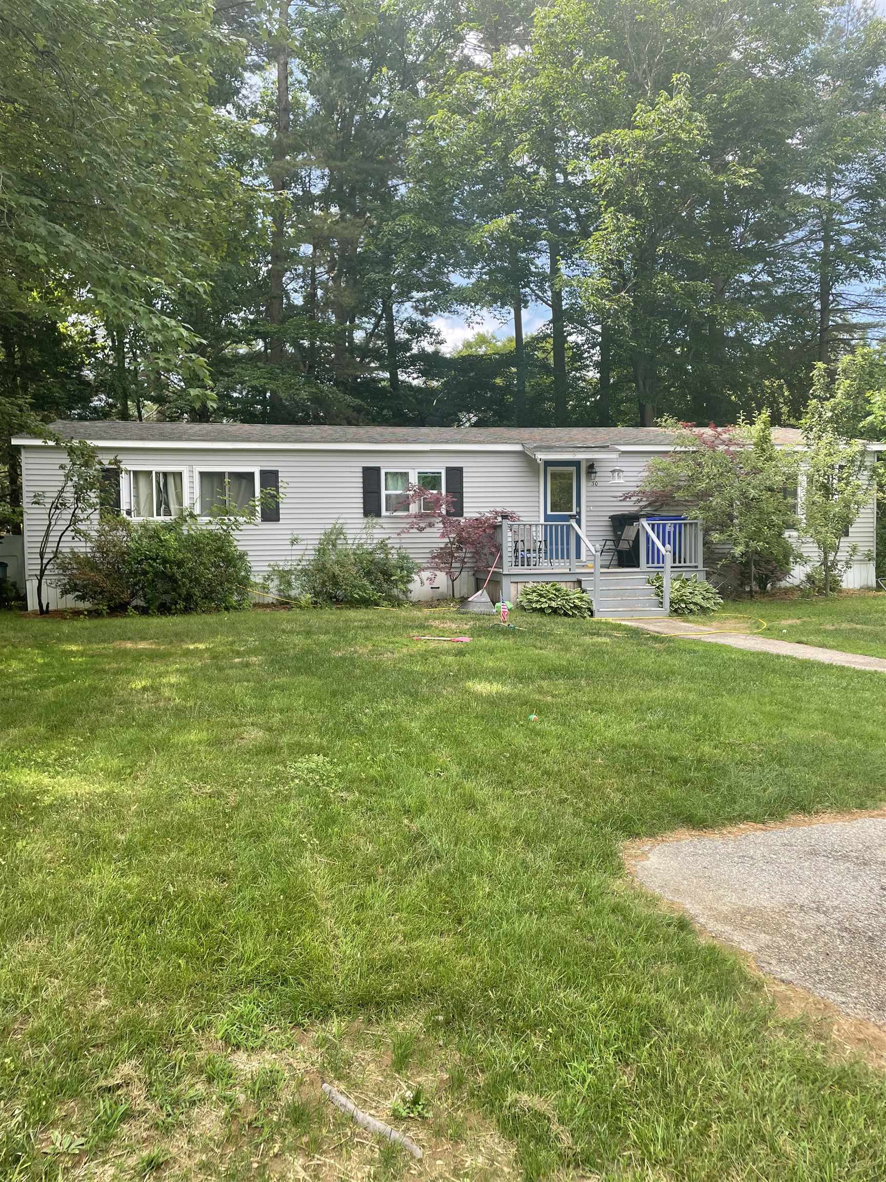 30 Donna Drive Exeter, NH Photo