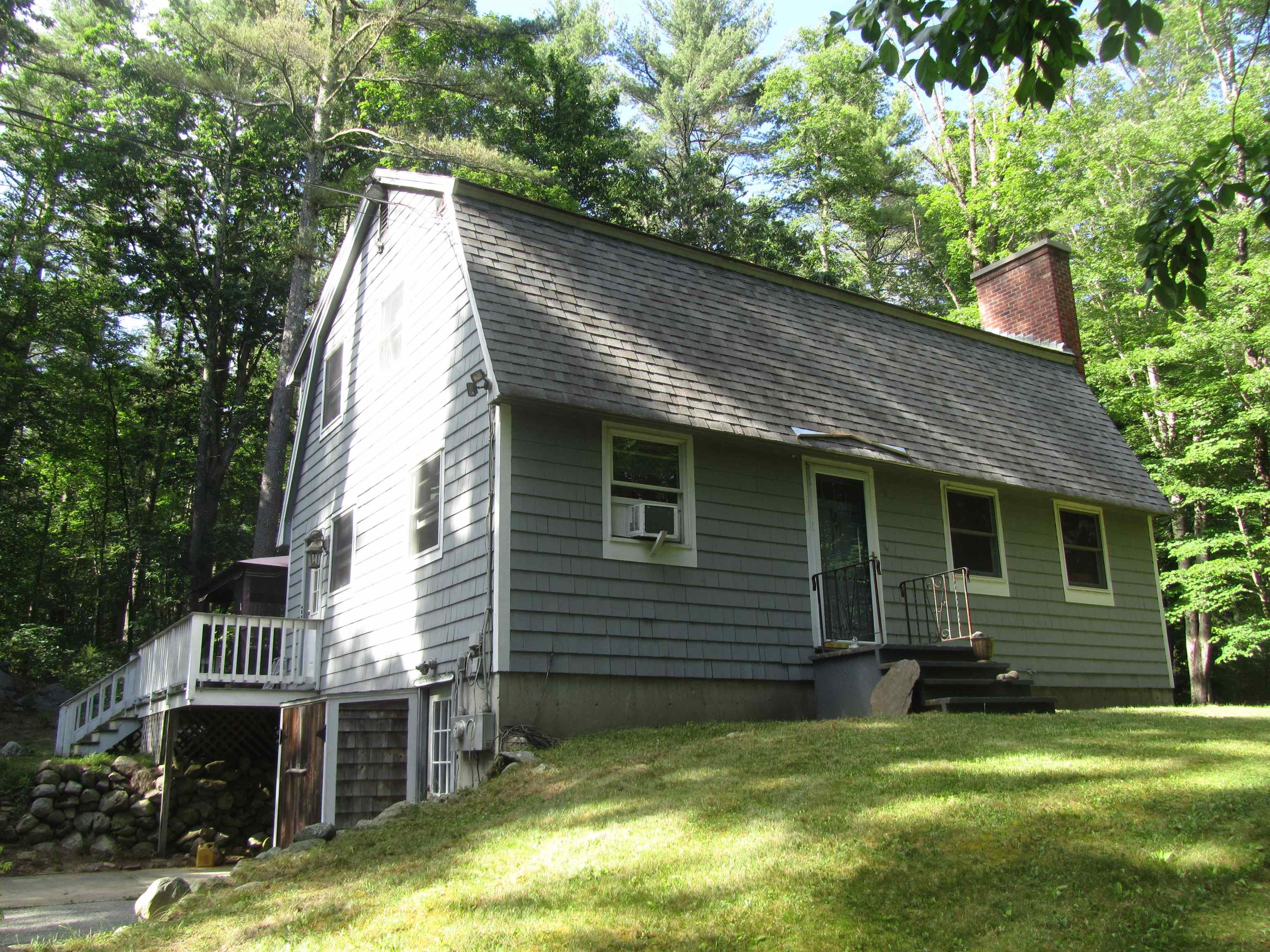 42 Pepperell Road Brookline, NH Photo
