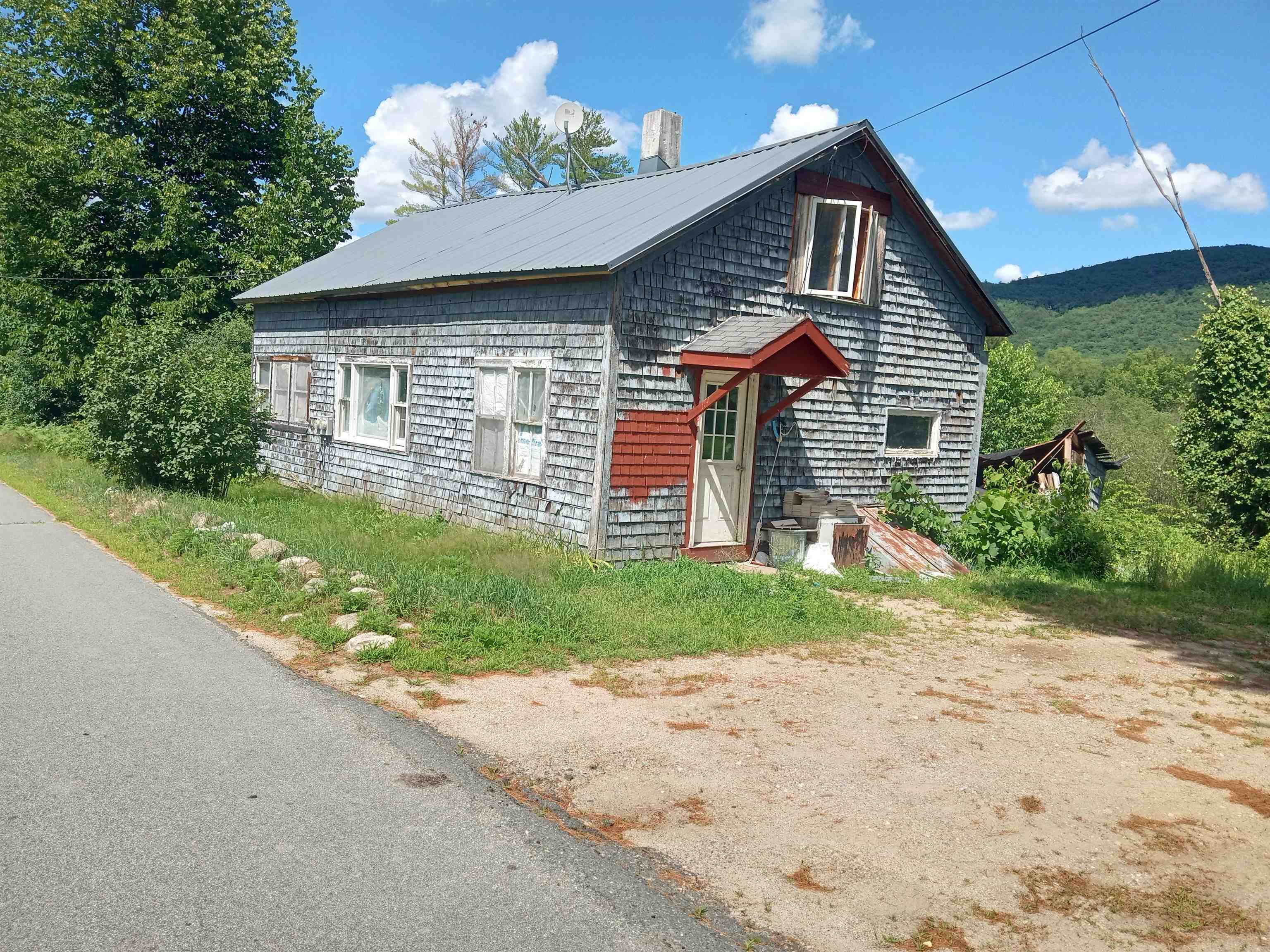 651 Old Westport Road, Winchester, NH 03470