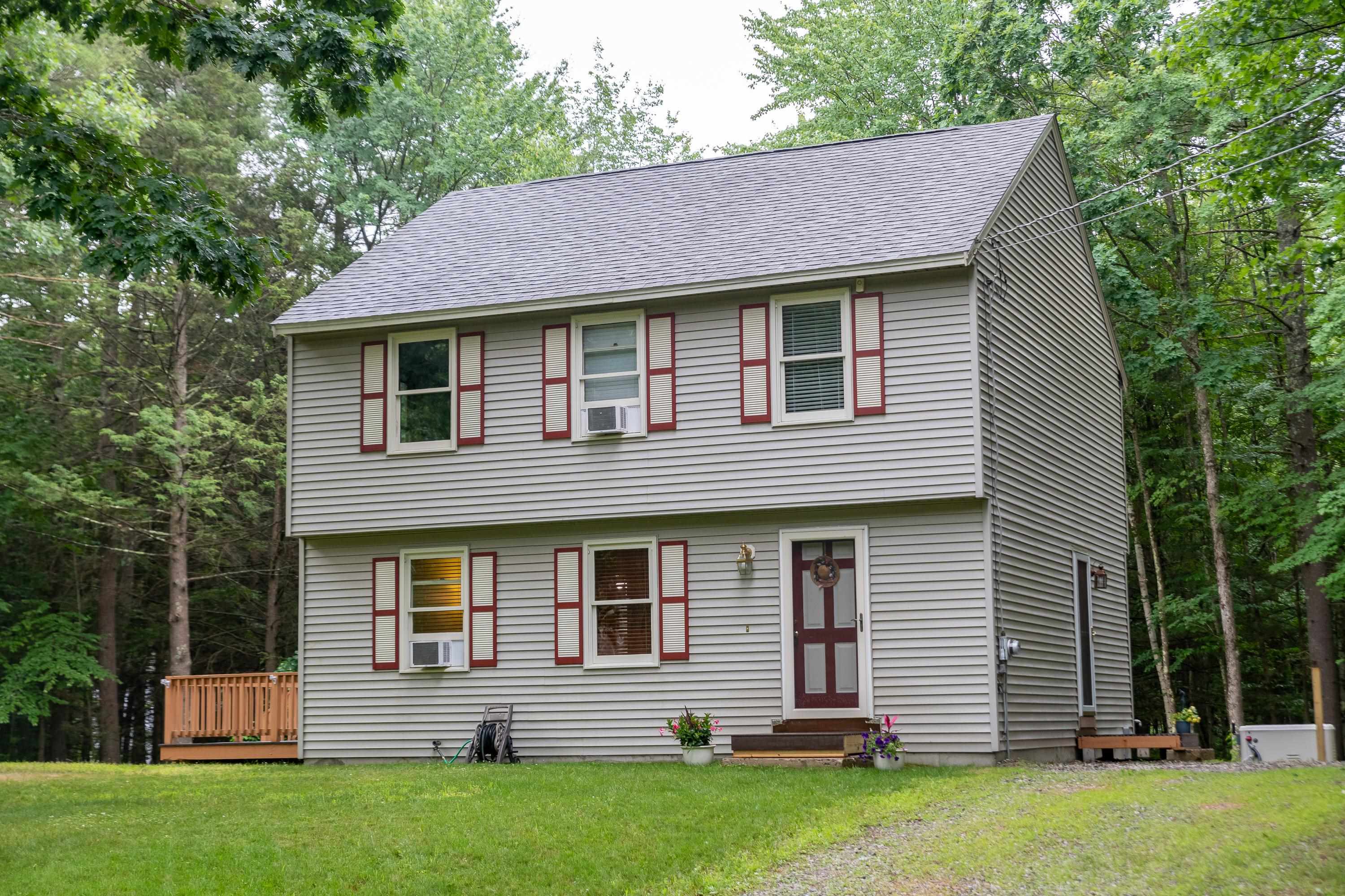 54 Parker Road Chester, NH Photo