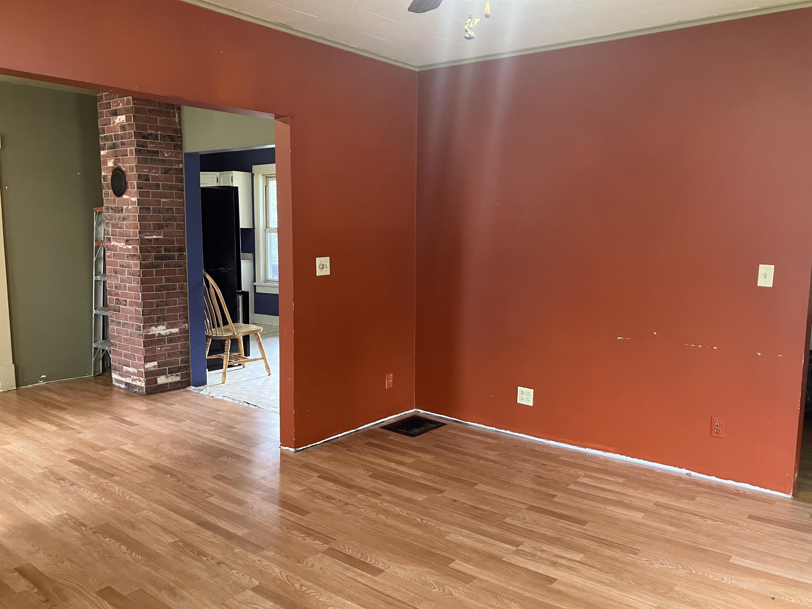 Vermont-Real-Estate-4919721-5