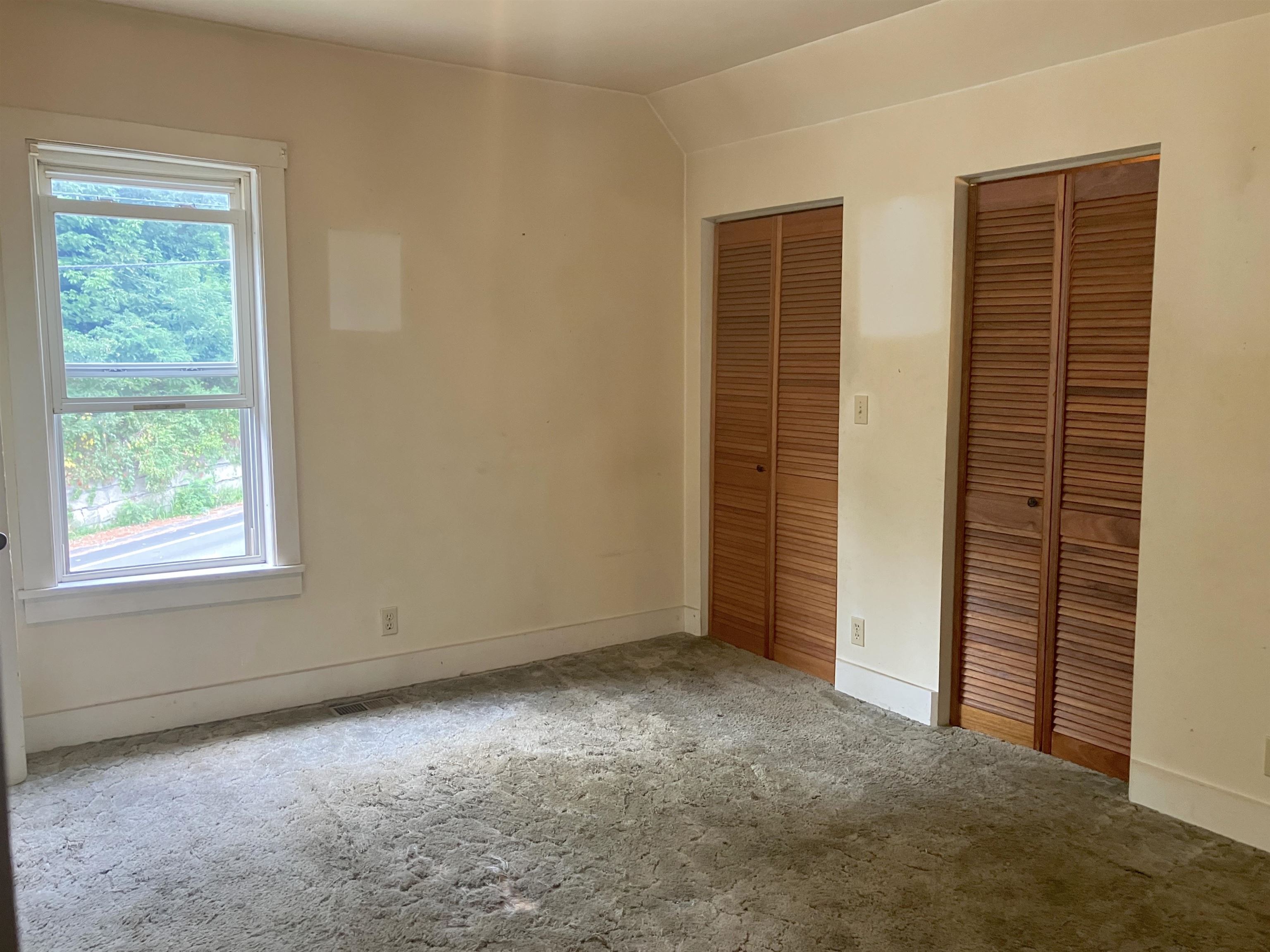 Vermont-Real-Estate-4919721-8